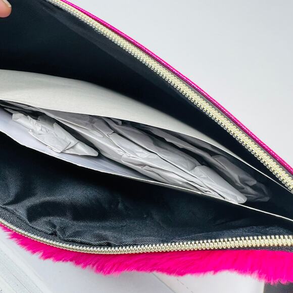 NEW! Juicy Couture Fuzzy Top Zip Clutch Metallic Pink Gold - Picture 5 of 5